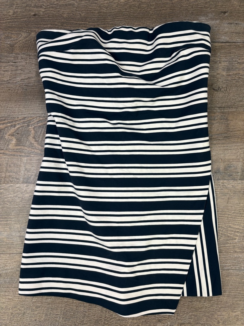 ZARA Trafaluc Strapless Striped Romper | Size M | Navy & White | Flowy Shorts